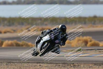 media/Dec-18-2022-SoCal Trackdays (Sun) [[8099a50955]]/Turn 14 (940am)/